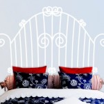 Cabecero de cama que imita hierro forjado en fantasía