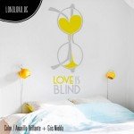 Love is Blind; un vinilo decorativo genial